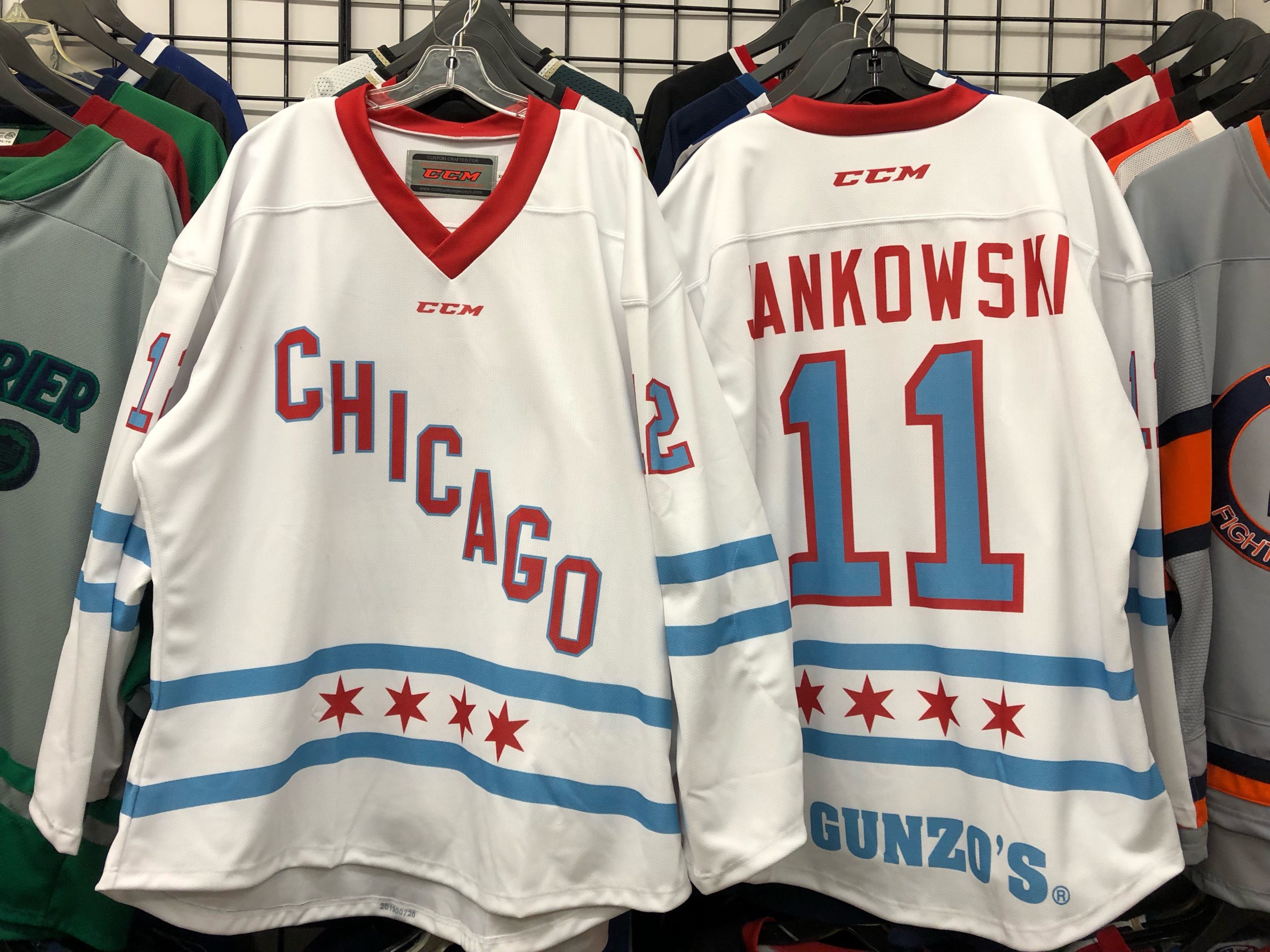 get custom hockey jerseys made in chicago